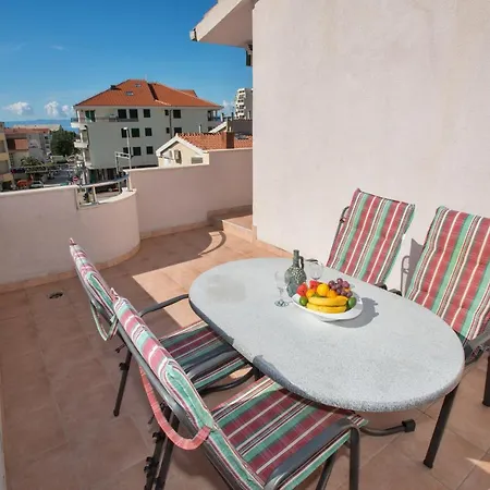 Apartman Marcela Makarska